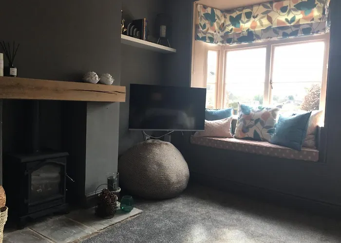 Cosy Lincs Wolds Cottage In Picturesque Tealby