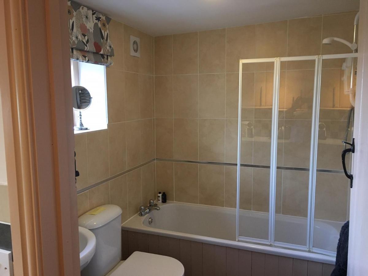Cosy Lincs Wolds In Picturesque Holiday home Tealby