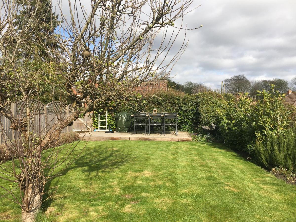 Cosy Lincs Wolds In Picturesque Holiday home Tealby