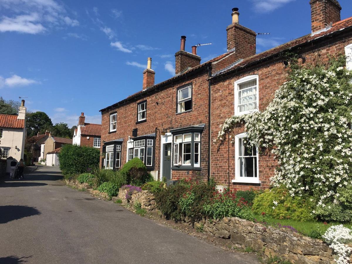 Holiday home Cosy Lincs Wolds In Picturesque *