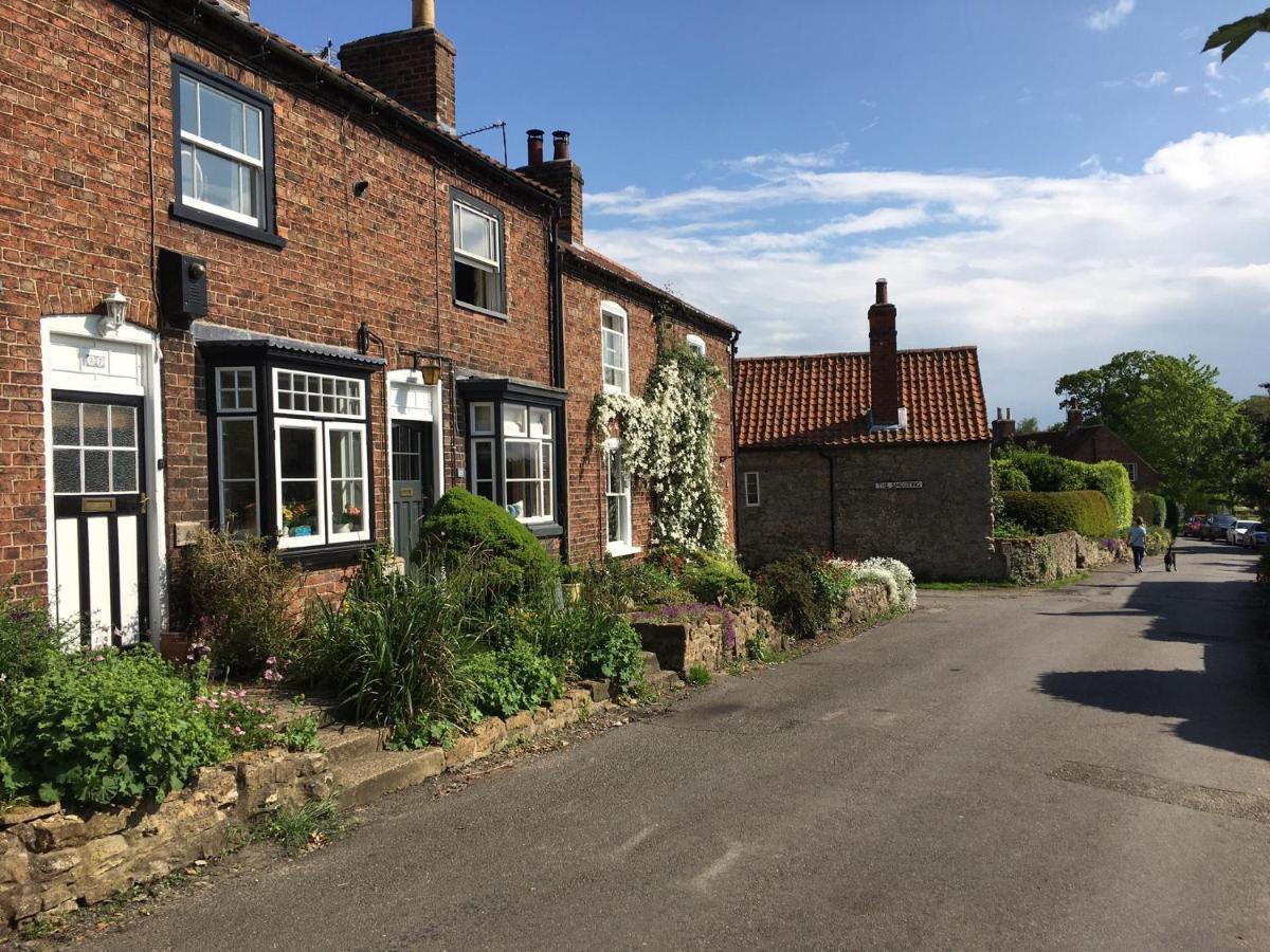 Holiday home Cosy Lincs Wolds In Picturesque *
